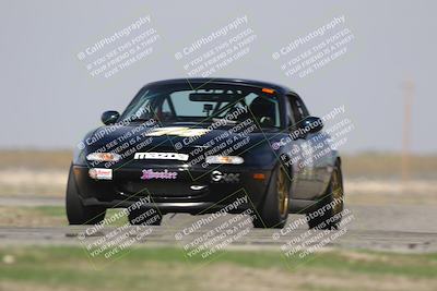 media/Oct-25-2025-CalClub SCCA (Sat) [[34c778dfbe]]/Group 4/Qualifying/